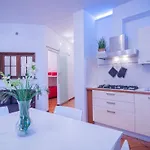 Elena Oasis Apartments *