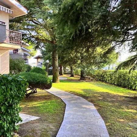 Elena Oasis Apartments Peschiera del Garda